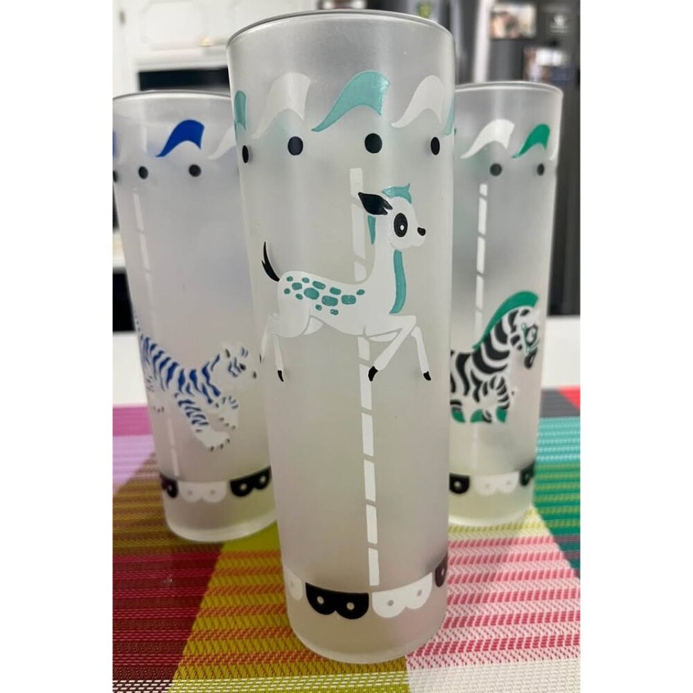 Vintage set of five Libbey Merry-Go-Round Carousel Tumblers - Picture 4 of 7